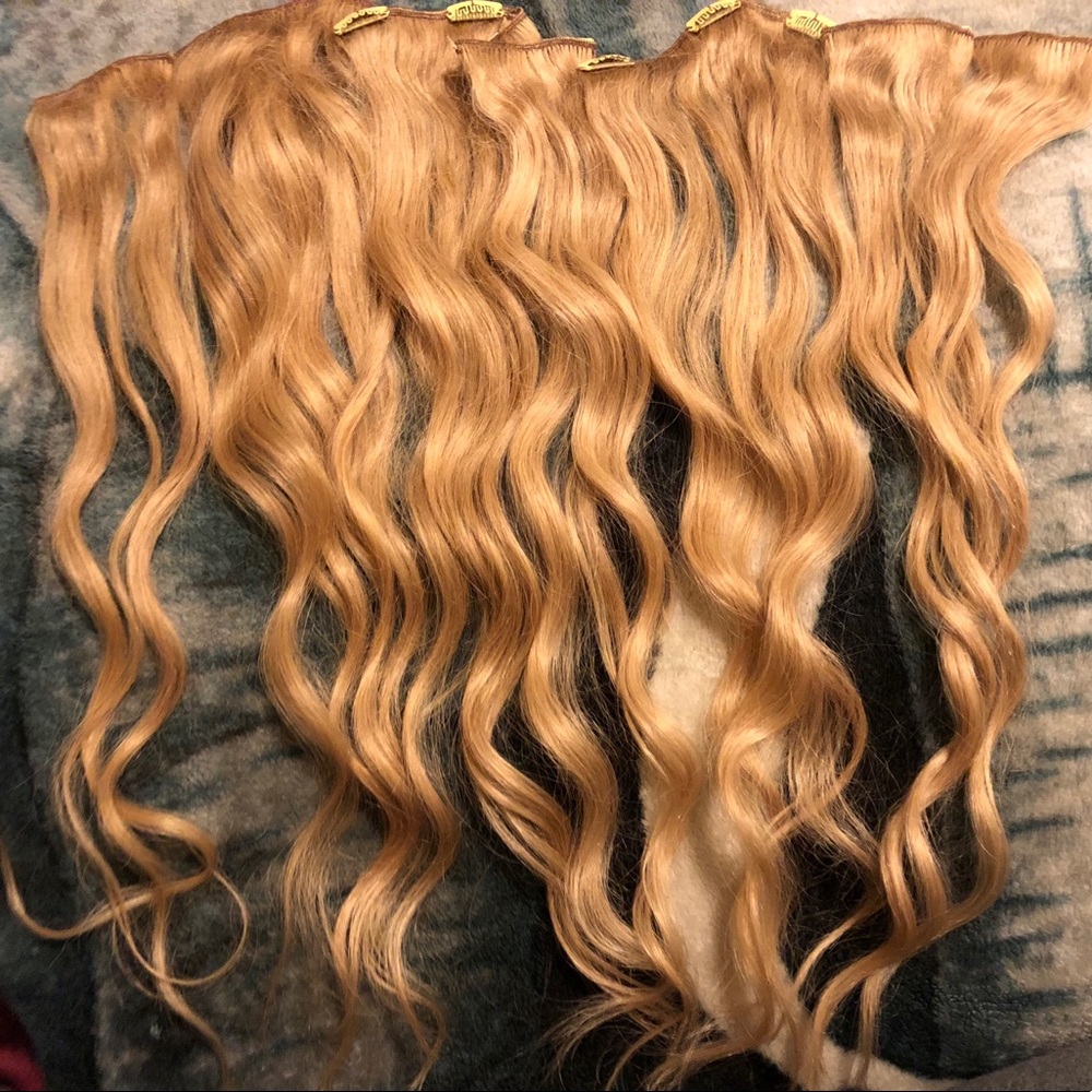 22” Clip On Hair Extensions 100% Human Hair BLONDE